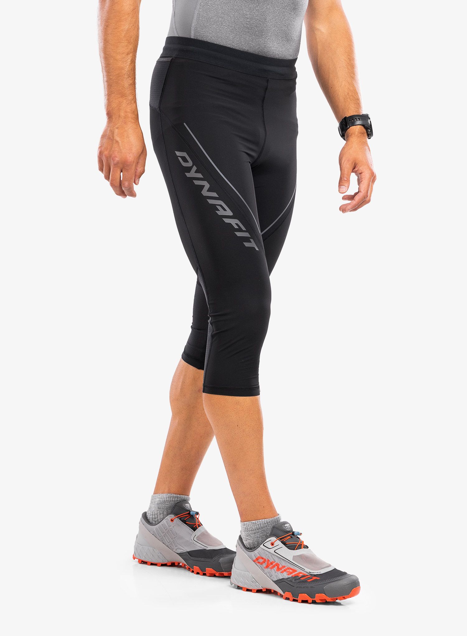 Běžecké kraťasy Dynafit Alpine 3/4 Tights - black out
