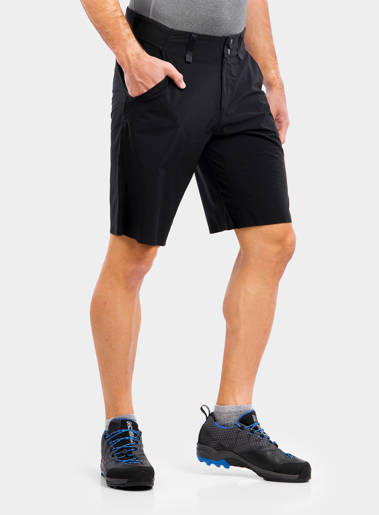 Trekové kraťasy BlackYak Boran Shorts - black beauty