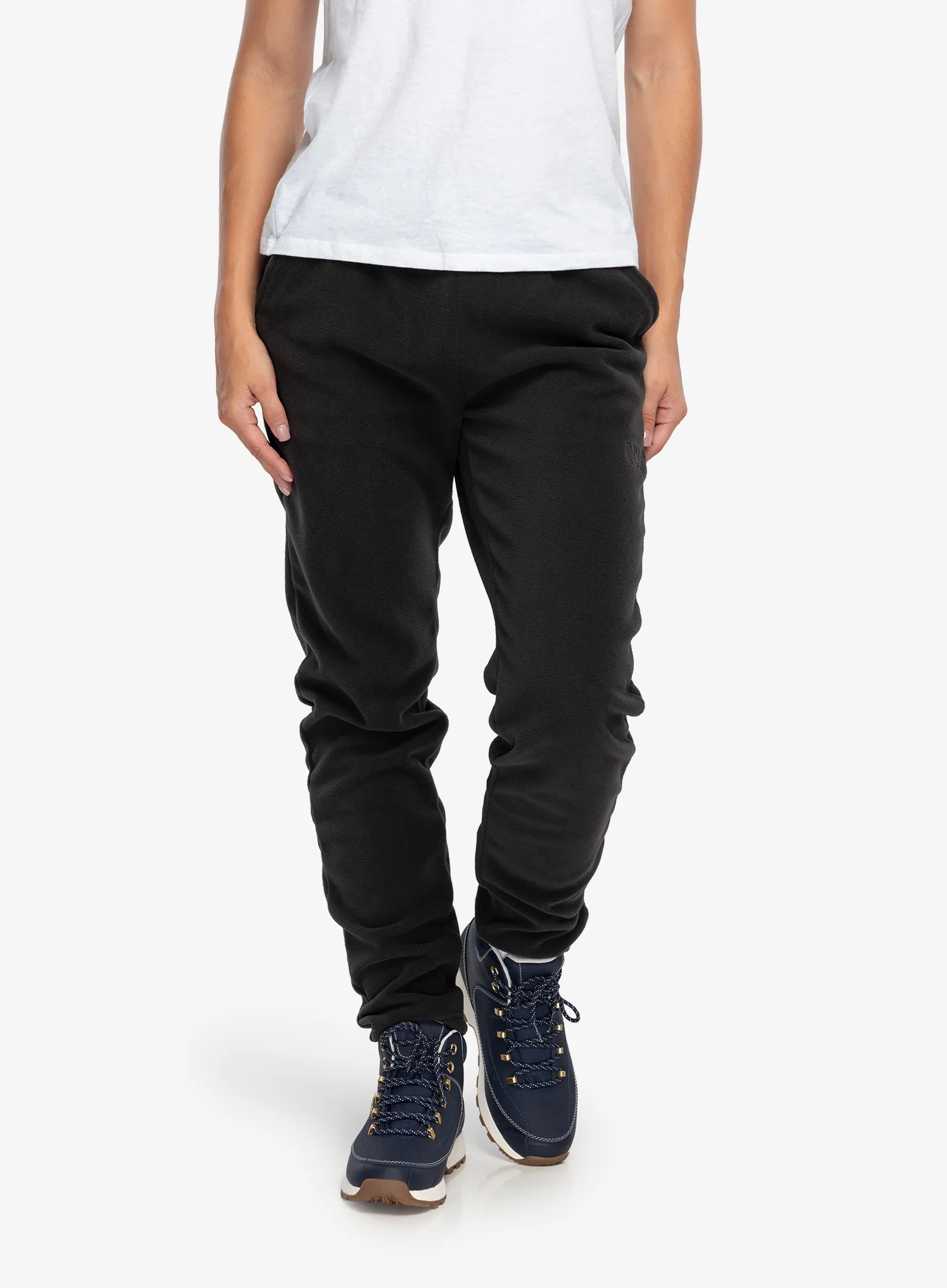 HellyHansenDaybreakerFleecePant_black_fw26_7042040739352_1_141.webp