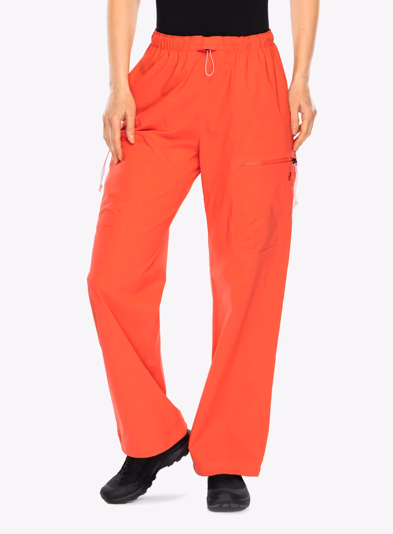 PeakPerformanceOutdoorCargoPants_brilliantred7333269861222a.webp