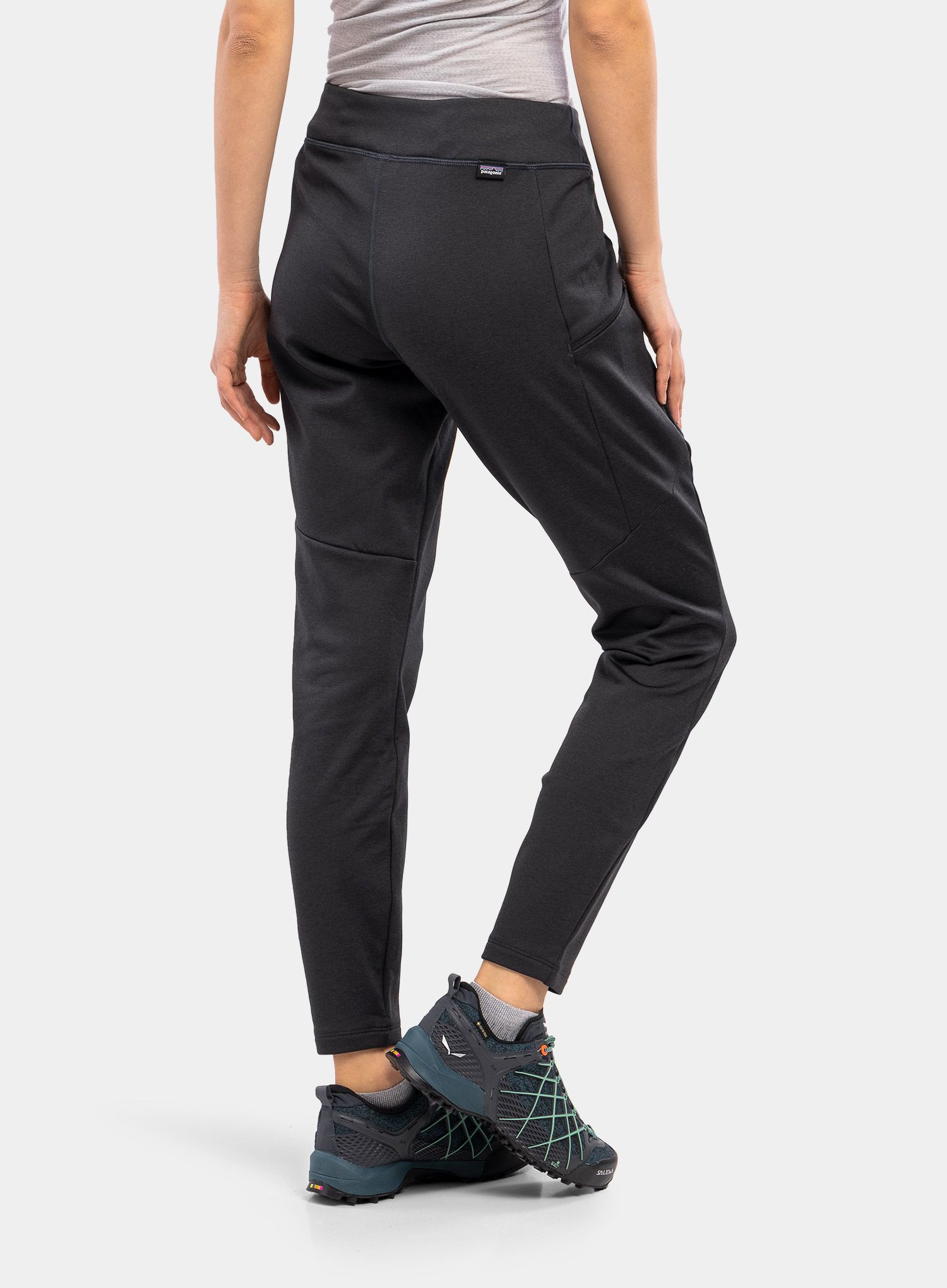 Dámské turistické kalhoty Patagonia R1 Daily Bottoms - black/x-dye