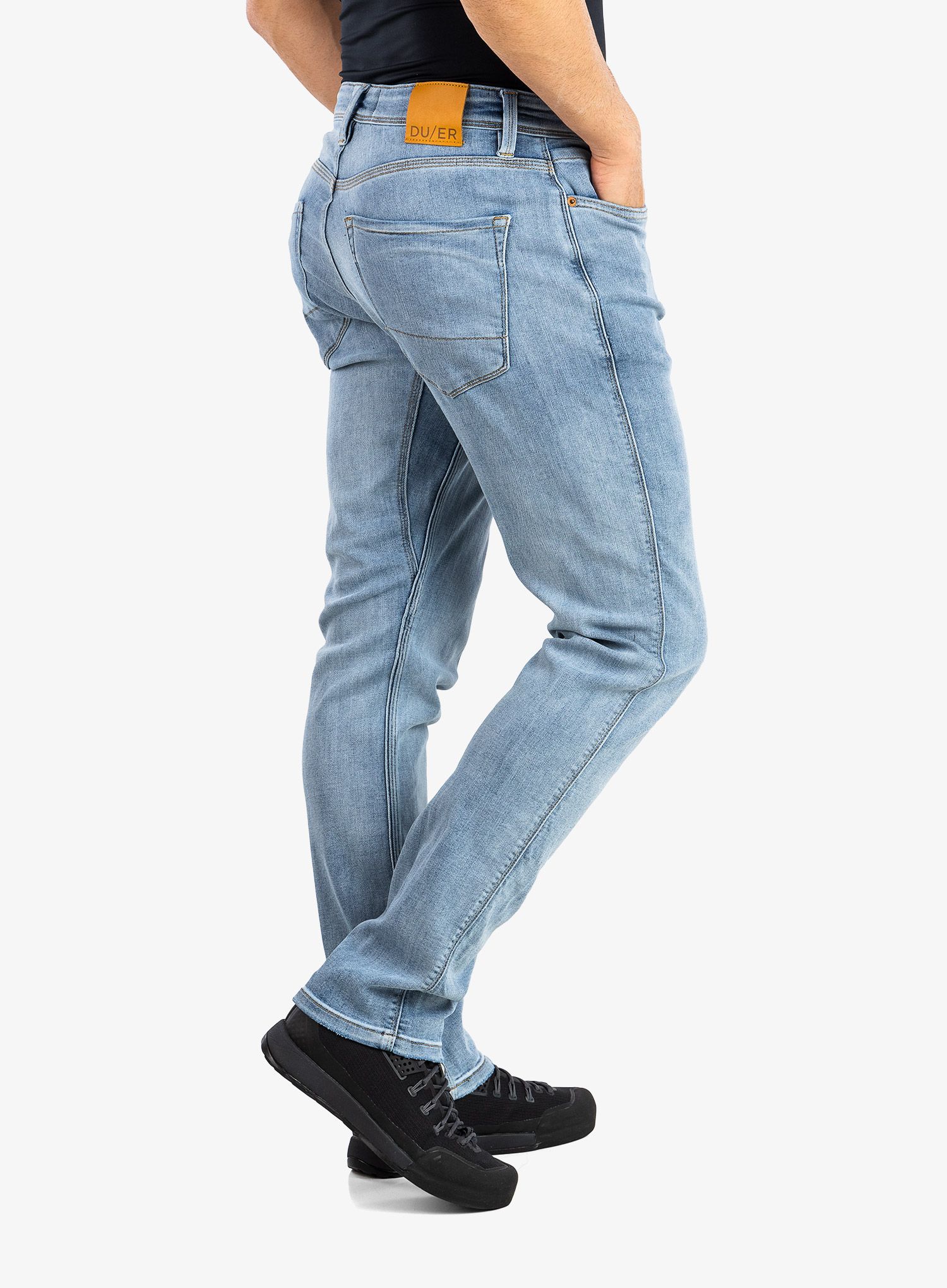 Kalhoty DUER Performance Denim Relaxed Taper - modern bleach