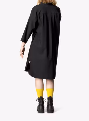 Turistické šaty Houdini Route Shirt Dress - true black