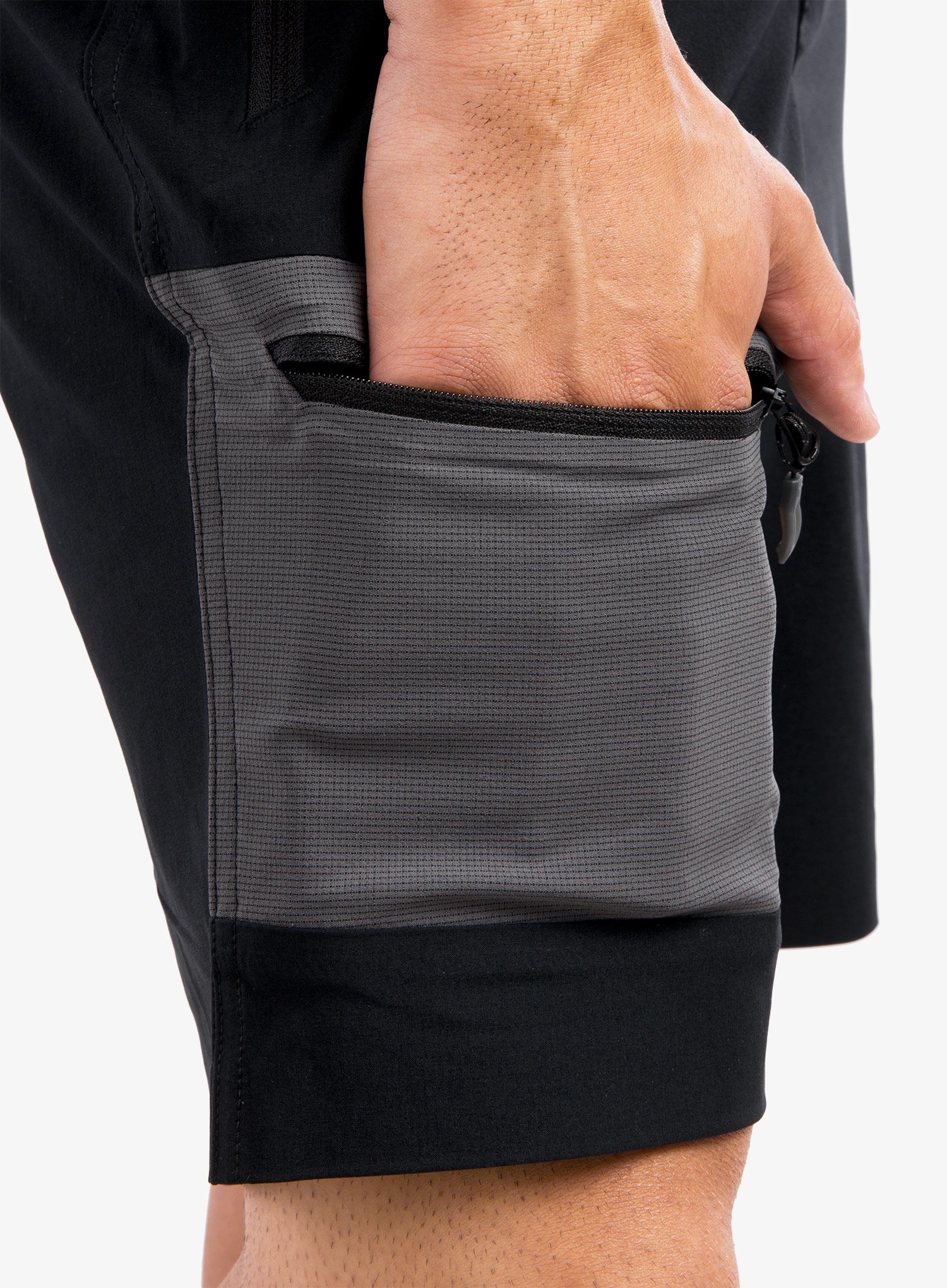 Szorty Columbia Titan Pass Short - black