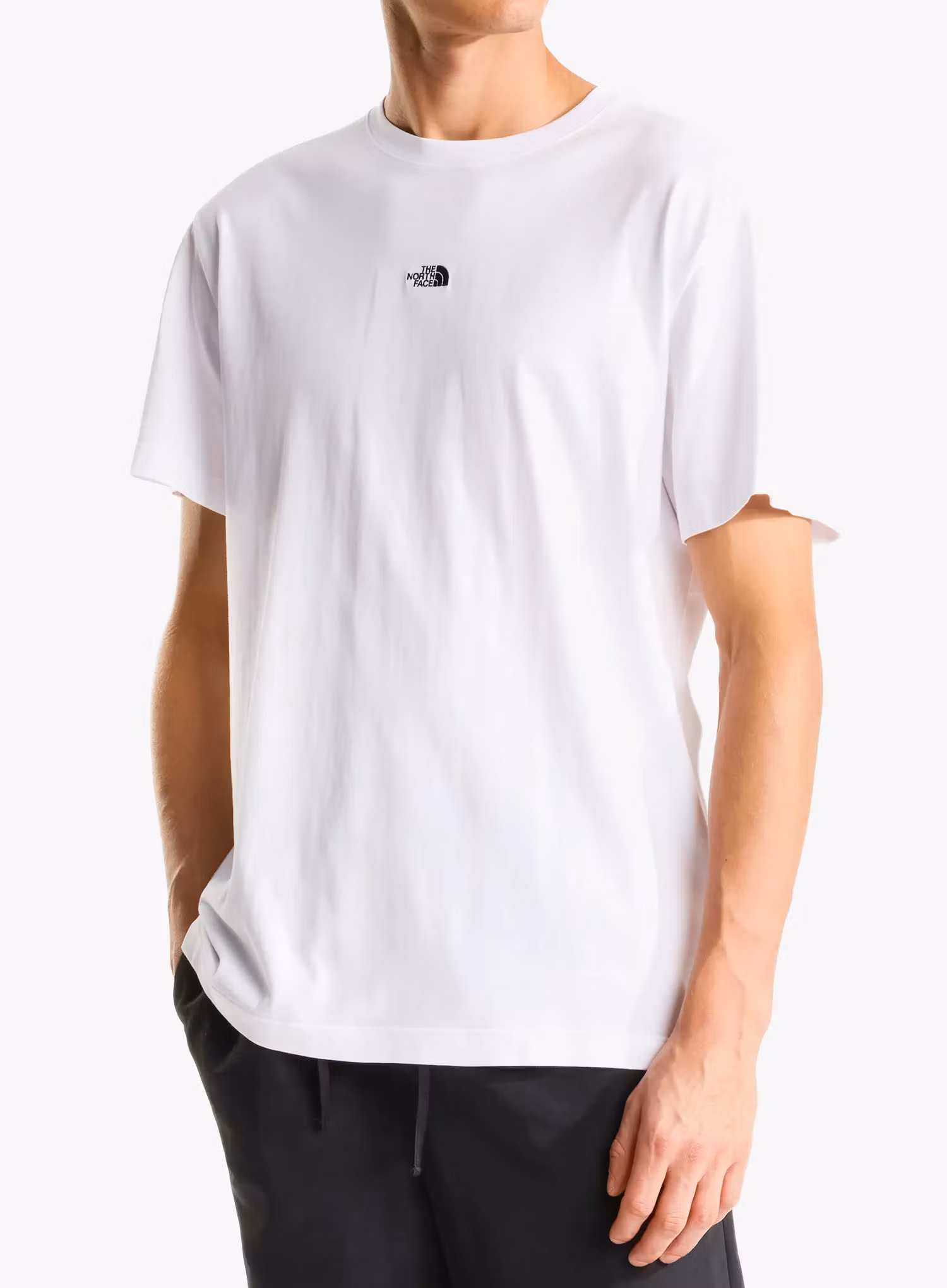 qweTheNorthFaceEssentialCenterLogoRelaxedSStnfwhite198266083988a.webp