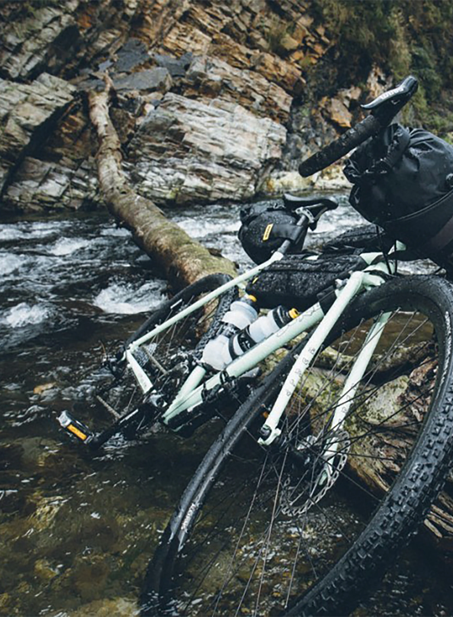 Brašna do rámu Topeak MidLoader 6 L - black