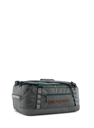 PatagoniaBlackHoleDuffel40L_noblegrey_669.webp