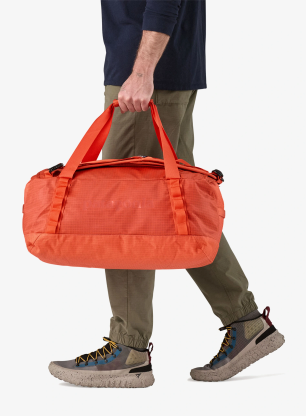Cestovní taška Patagonia Black Hole Duffel 40L - pollinator orange