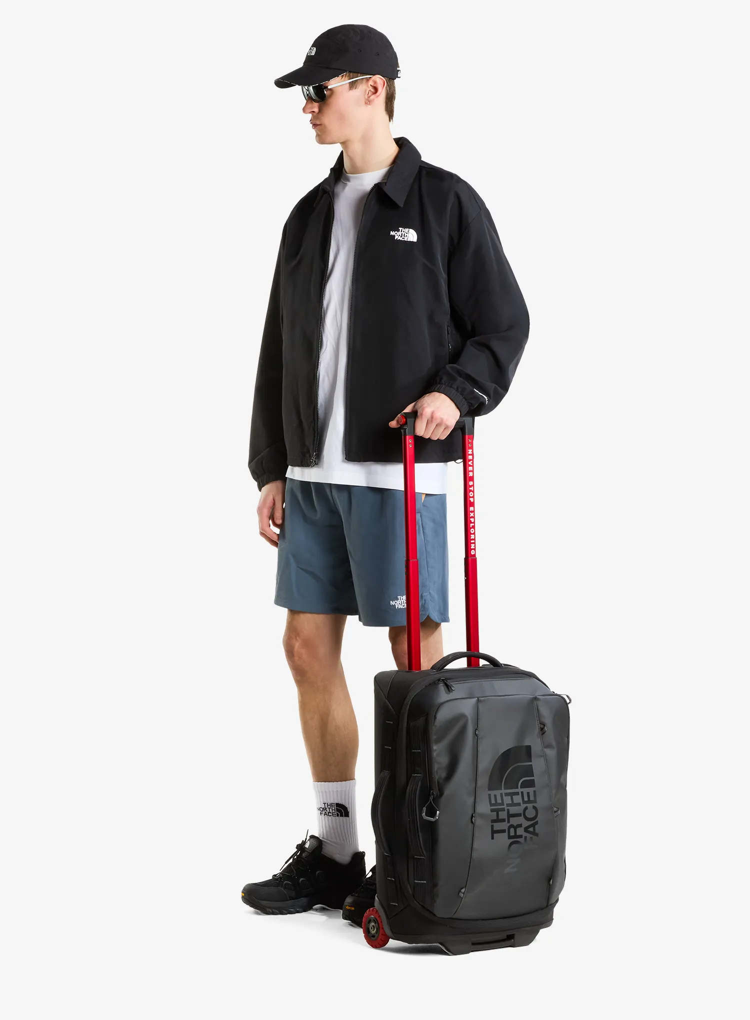 Cestovní kufr The North Face Base Camp Rolling Thunder 22 - tnf black/tnf white