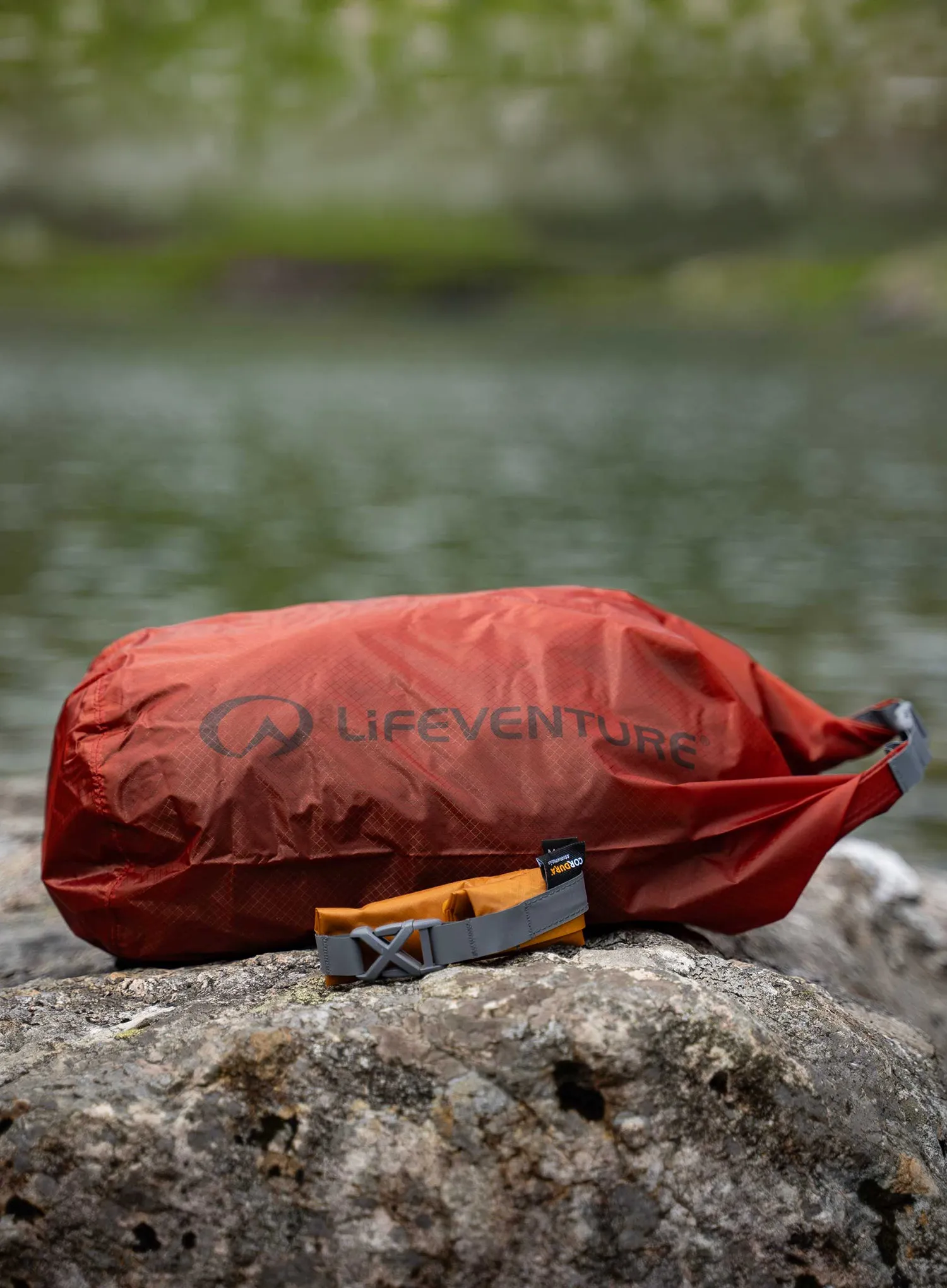 Vodotěsný vak Lifeventure Ultralight Dry Bag 5 l - rust