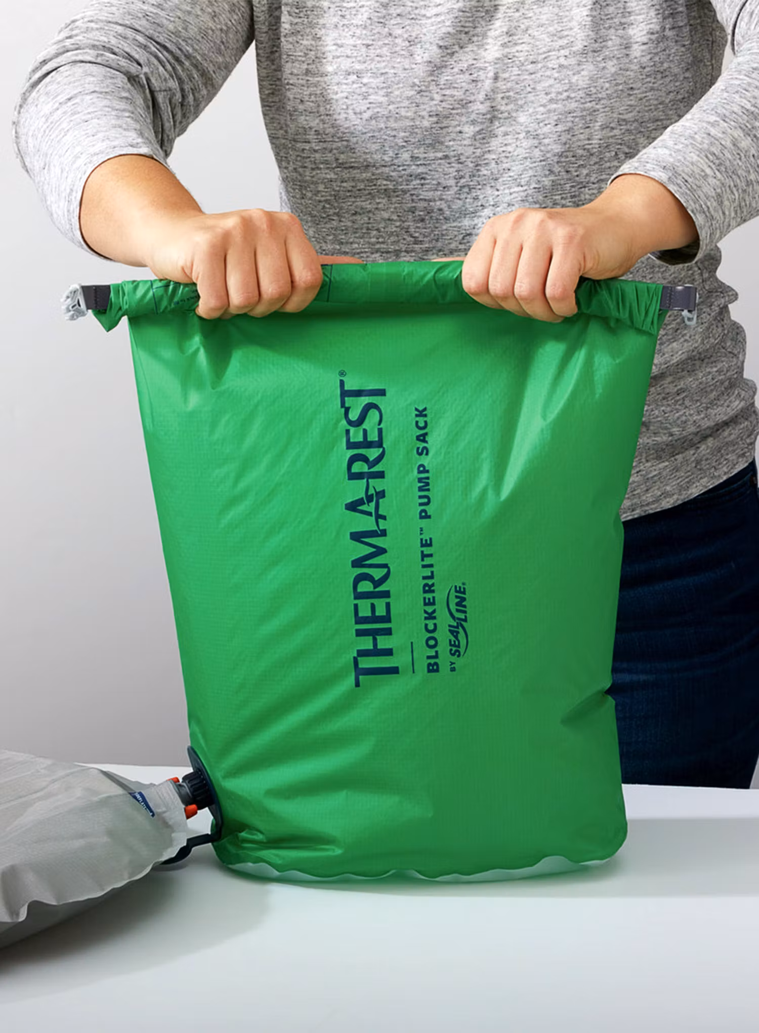 Taška s čerpadlem Therm a Rest BlockerLite Pump Sack