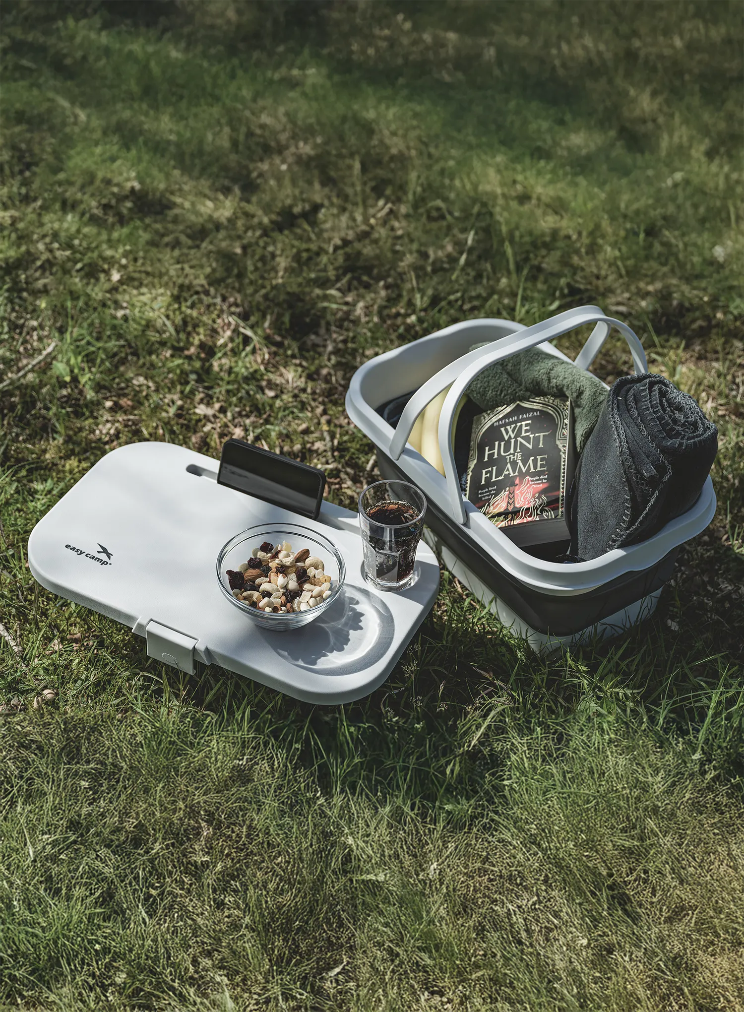 Sada Easy Camp Picnic Basket and Table